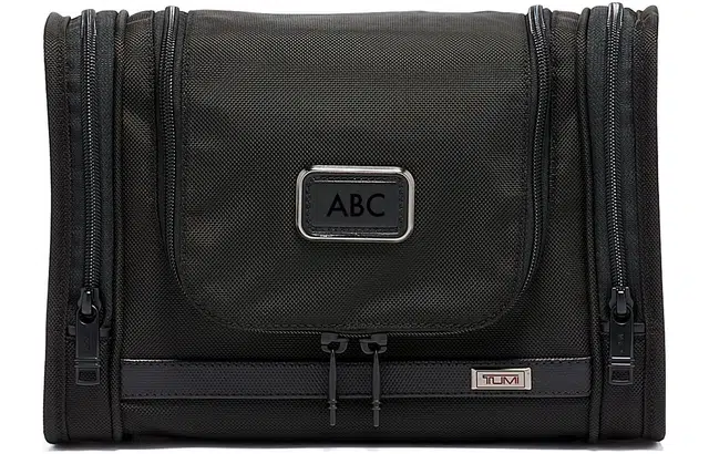 TUMI U