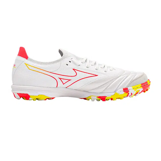 Mizuno Morelia Neo