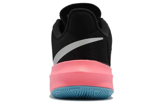 Nike HyperSpeed Court Zoom