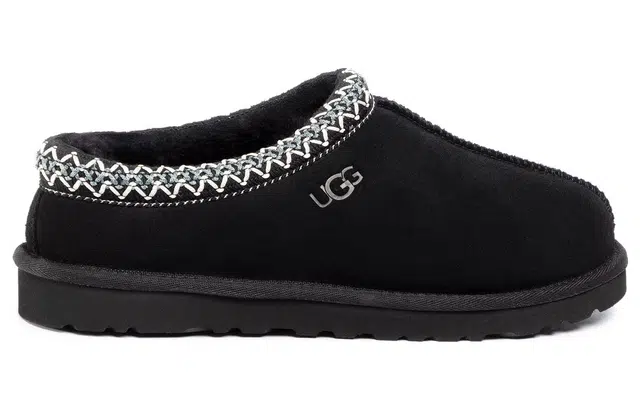 UGG Tasman