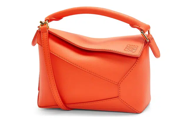 LOEWE Puzzle 24