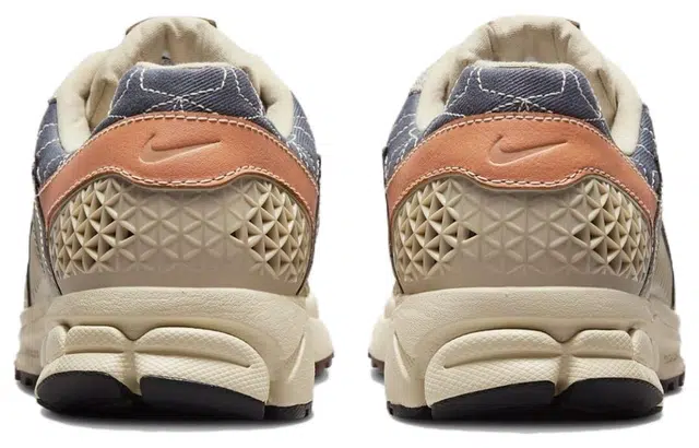 Nike Air Zoom Vomero 5