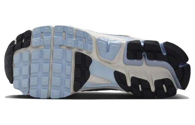 Nike Air Zoom Vomero 5 "Light Armory Blue"