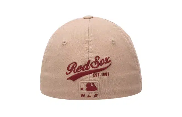 MLB B