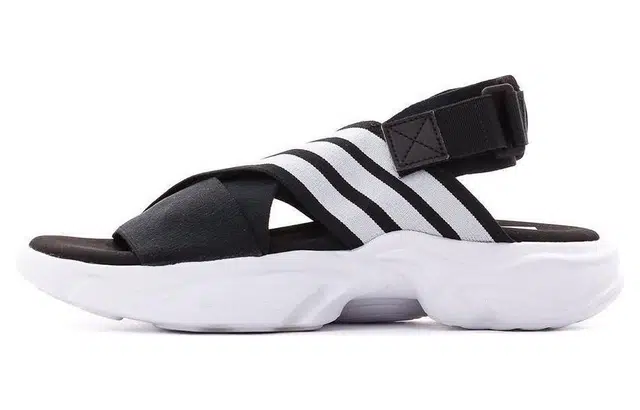 adidas originals Magmur Sandal