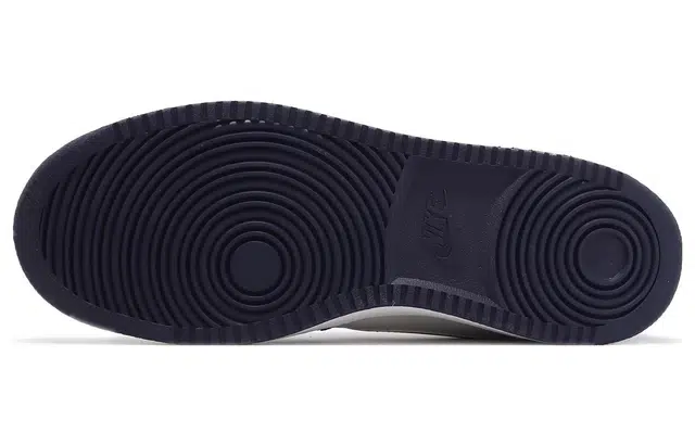 Nike Court Borough Low