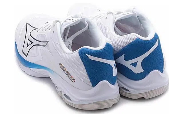 Mizuno Wave Lightning Z7