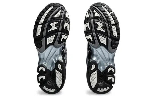 Undermycar x atmos x Asics Gel-Kayano 14