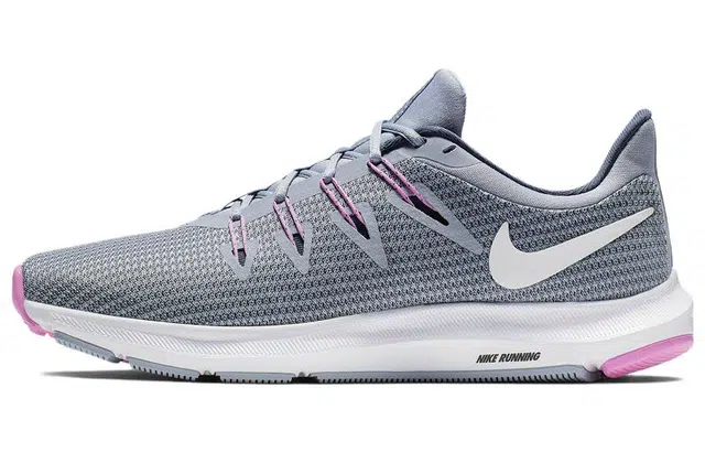 Nike Quest 3