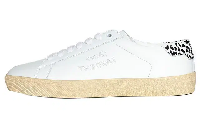 SAINT LAURENT