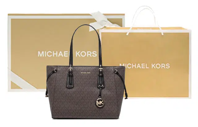 MICHAEL KORS MK Voyager Tote