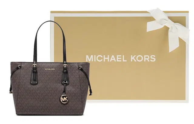 MICHAEL KORS MK Voyager Tote