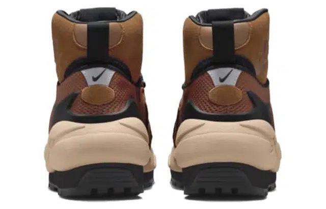 Sacai x Nike Air Magmascape "Pecan"