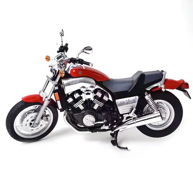 112 YAMAHA Vmax