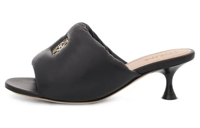 LOEWE Anagram
