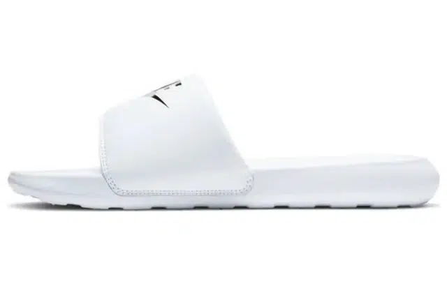 Nike Victori One