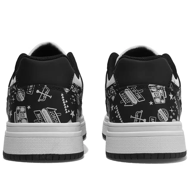 Doraemon Classic Low-Top Sneakers