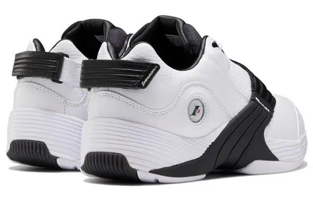 Reebok Answer V