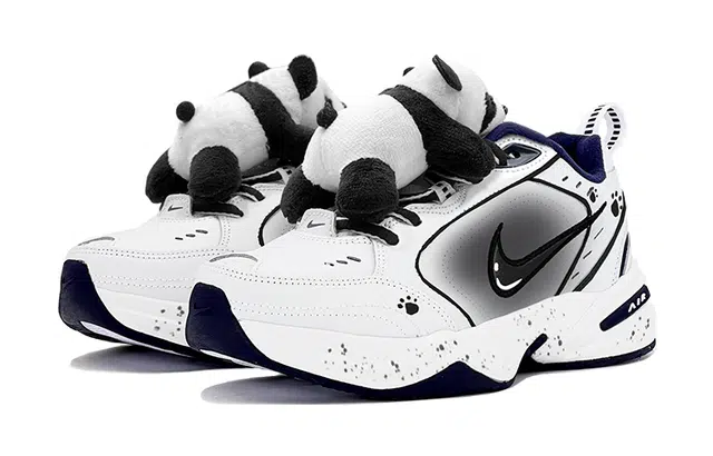 Nike Air Monarch 4