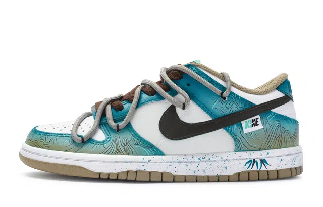 Nike Dunk Low 811 GS