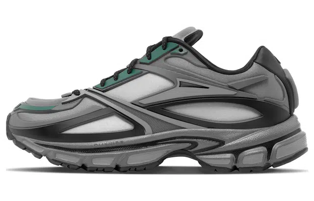 Randomevent x Reebok Rbk Premier Travel In Trouble Black Grey