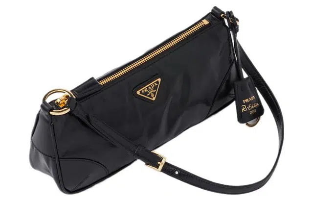 Prada Re-Edition 2002 Black