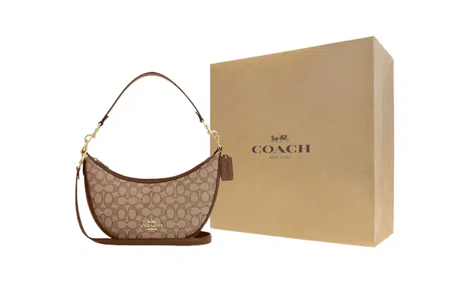 COACH Aria Shoulder Bag 26