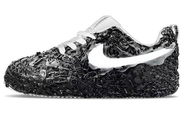 Nike Court Borough Low Black Red