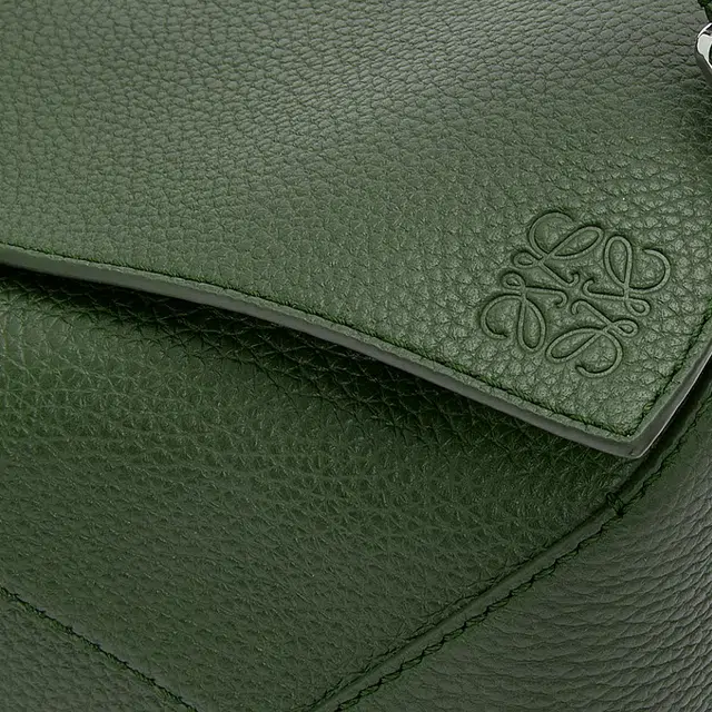 LOEWE Puzzle
