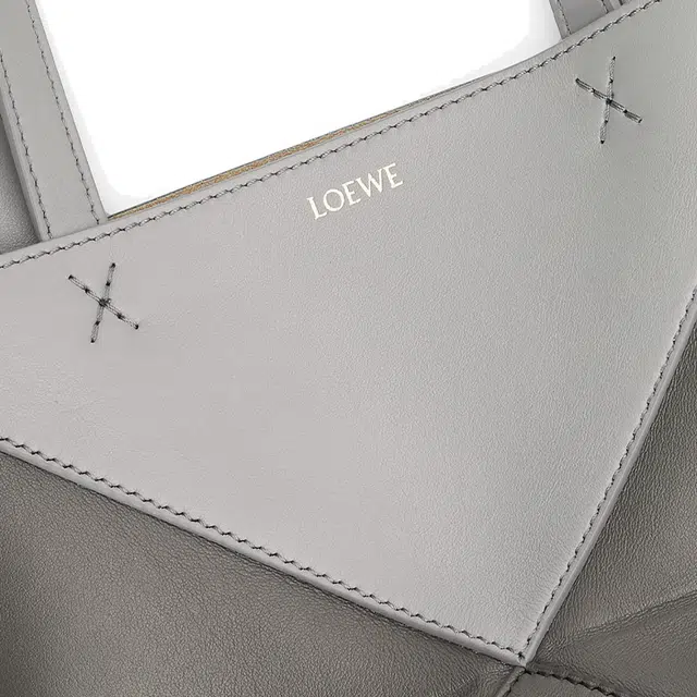 LOEWE Puzzle Fold