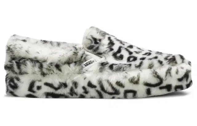 Sandy Liang x Vans slip-on