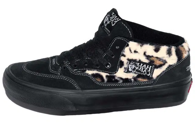 Supreme x Vans Half Cab Black