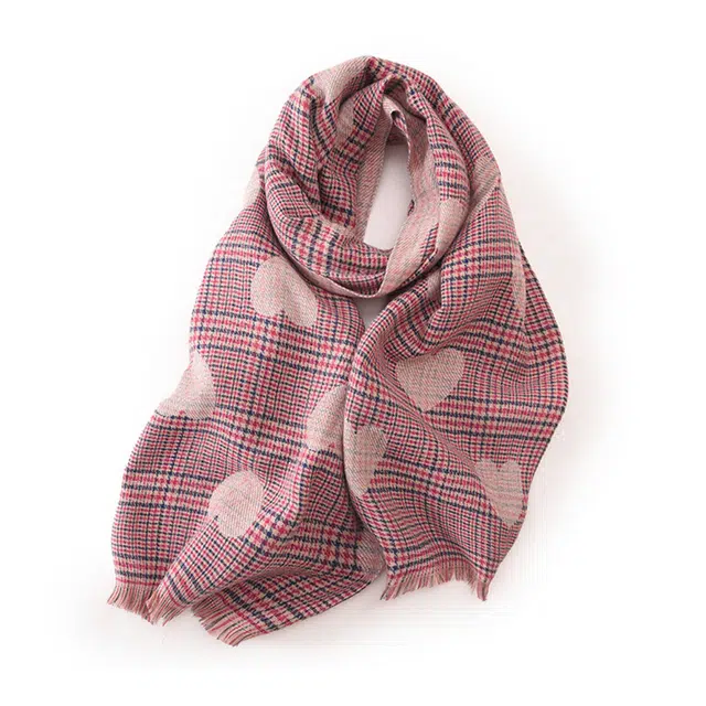 浪莎 高级感爱心印花围巾中长款保暖秋冬围巾新款冬季时尚通勤围巾