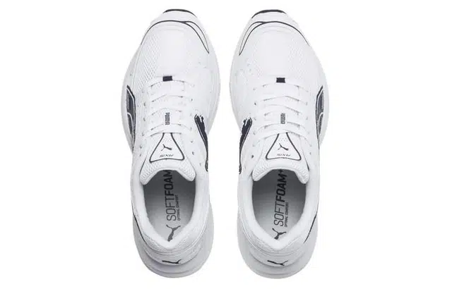 PUMA Axis "white peacoat"