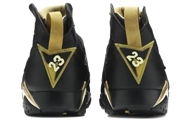 Jordan Air Jordan 7 Retro Golden Moments Pack