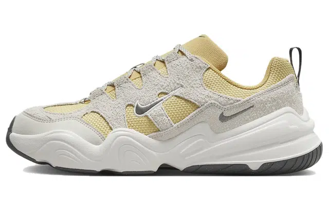 Nike Tech Hera