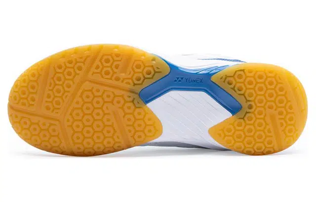 YONEX