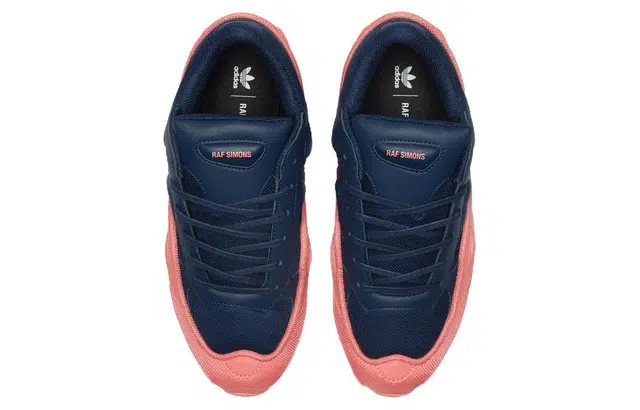 RAF SIMONS x adidas Originals Ozweego Low