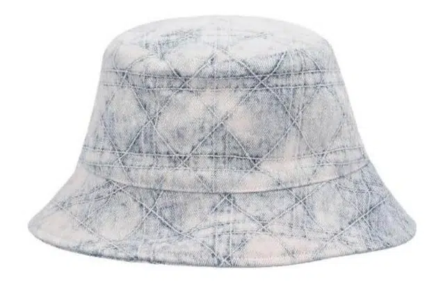 DIOR -