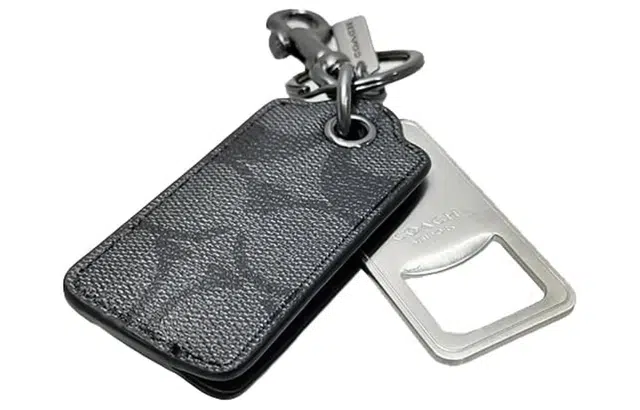 COACH key fob 4 Logo