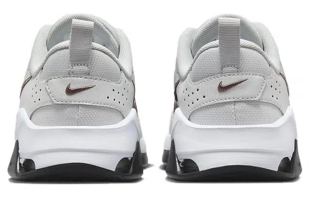 Nike Zoom Bella 6