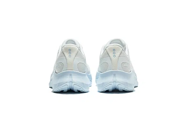 Saucony TIDE 2