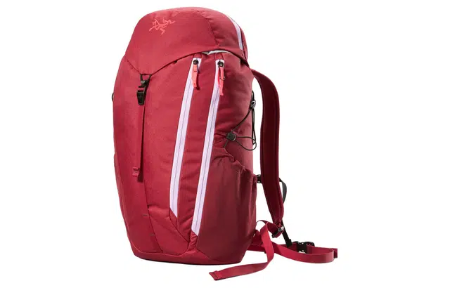 Arcteryx Mantis 20L Logo