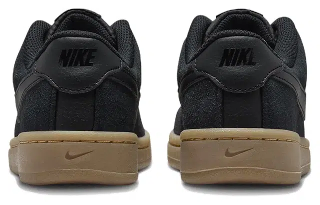 Nike Court Royale 2