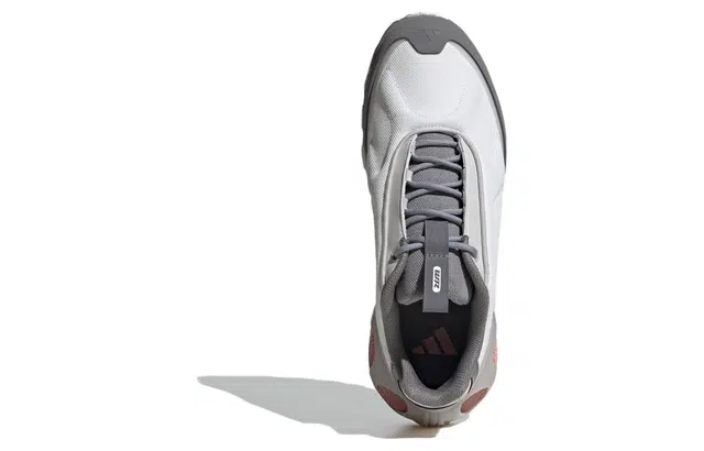 adidas WONDER RUNNER
