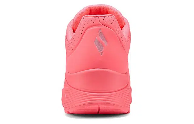 Skechers Uno