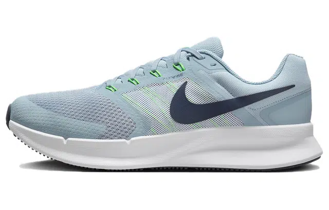 Nike Run Swift 3