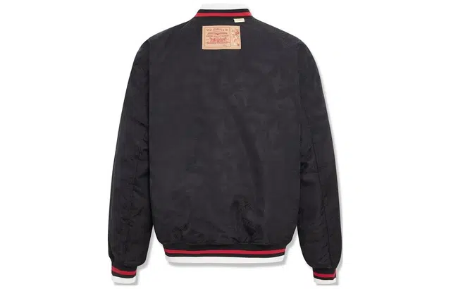 levis