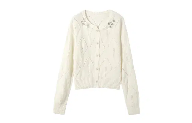 花栗鼠小姐 纯色圆领立体钻饰单排扣针织衫 女款 斯嘉丽珍珠