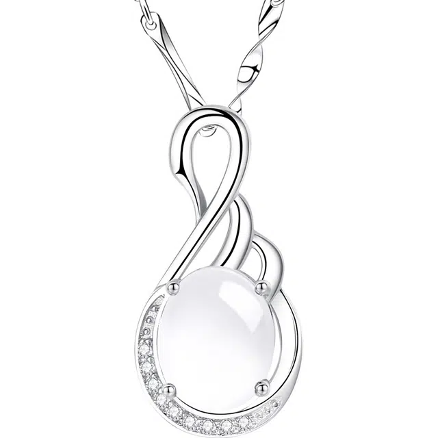 东方佳人 优雅天鹅吊坠时尚新中式轻奢高级感锁骨链气质设计感首饰简单大方妈妈颈链日常通勤百搭女生实用约会饰品 玉髓 项链 女款